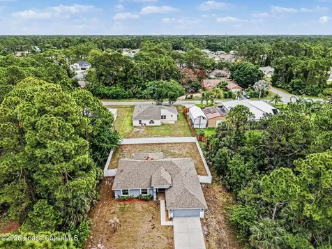 325 Kapok Court NW Palm Bay FL 32907