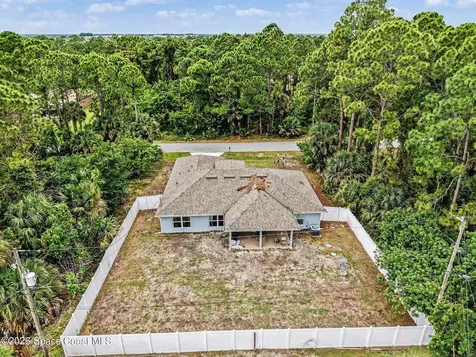 325 Kapok Court NW Palm Bay FL 32907