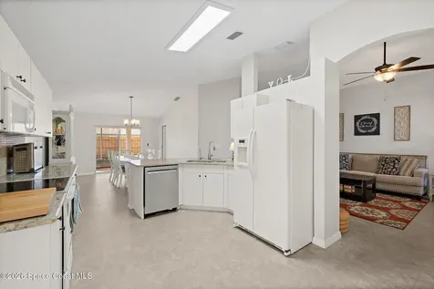 2049 Caledonia Place Melbourne FL 32940