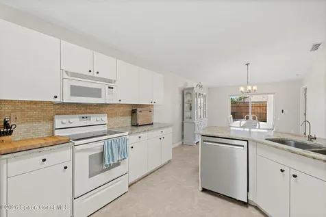 2049 Caledonia Place Melbourne FL 32940