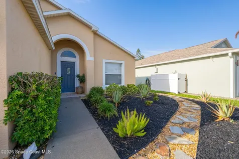 2049 Caledonia Place Melbourne FL 32940
