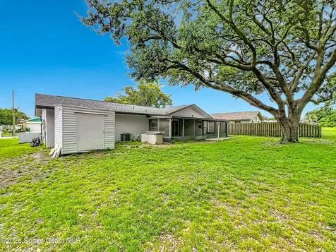 2607 Wright Avenue Melbourne FL 32935