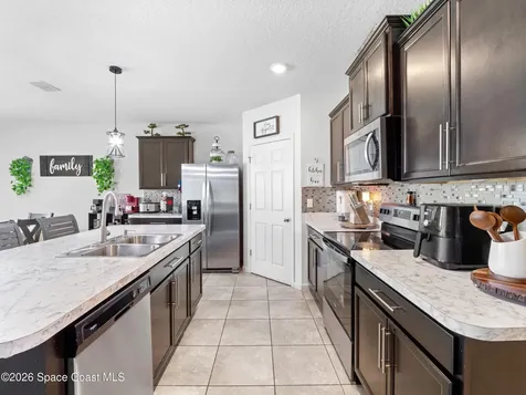 104 Carmelite Avenue NW Palm Bay FL 32907