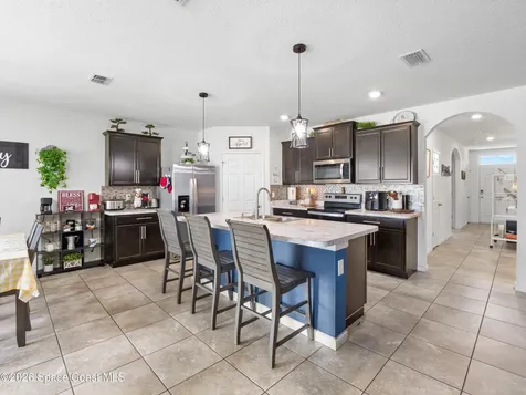 104 Carmelite Avenue NW Palm Bay FL 32907