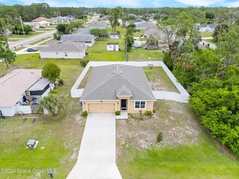 104 Carmelite Avenue NW Palm Bay FL 32907