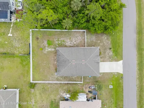 104 Carmelite Avenue NW Palm Bay FL 32907