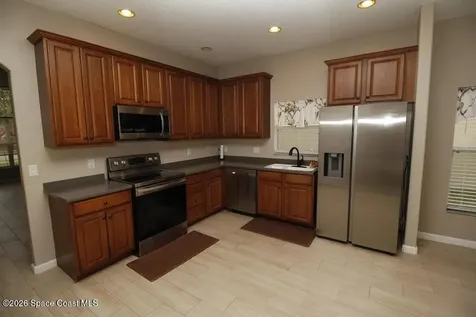 348 Wishing Well Circle SW Palm Bay FL 32908