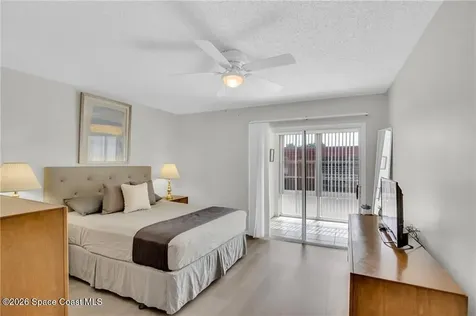 17 Vista Palm Lane Vero Beach FL 32962