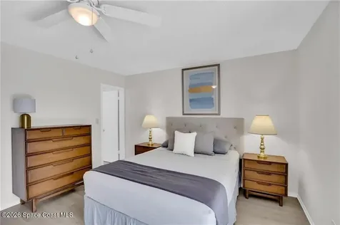 17 Vista Palm Lane Vero Beach FL 32962