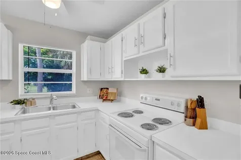 17 Vista Palm Lane Vero Beach FL 32962
