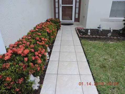 1664 La Maderia Drive SW Palm Bay FL 32908