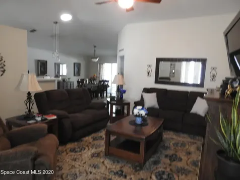 1664 La Maderia Drive SW Palm Bay FL 32908