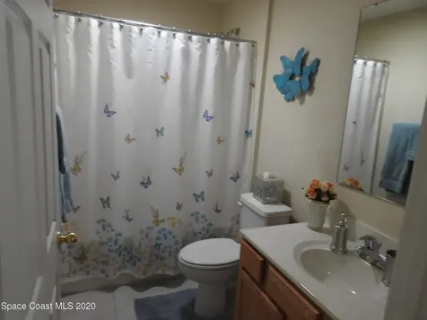 1664 La Maderia Drive SW Palm Bay FL 32908