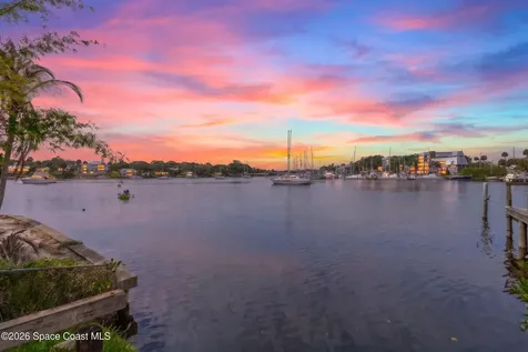 1102 Hyde Park Lane Melbourne FL 32935