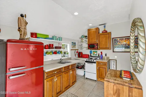 1102 Hyde Park Lane Melbourne FL 32935