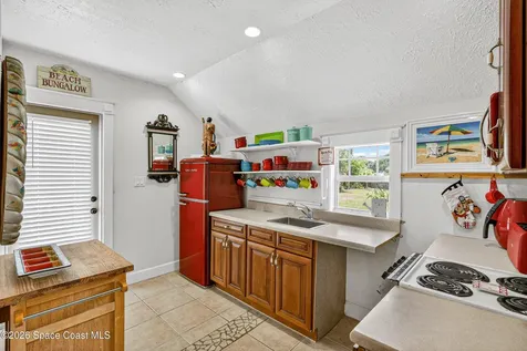 1102 Hyde Park Lane Melbourne FL 32935