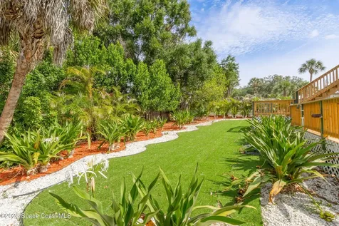 1102 Hyde Park Lane Melbourne FL 32935