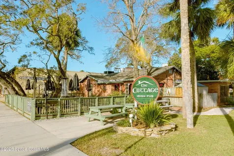 1102 Hyde Park Lane Melbourne FL 32935