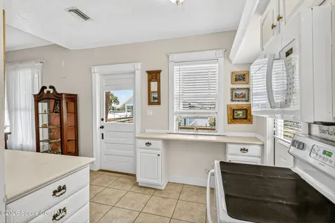 1102 Hyde Park Lane Melbourne FL 32935