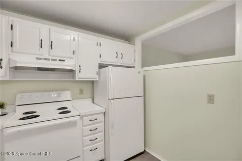 16 Vista Palm Lane Vero Beach FL 32962