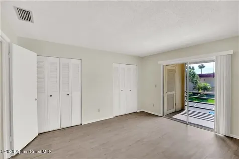 16 Vista Palm Lane Vero Beach FL 32962