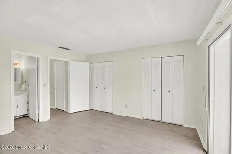 16 Vista Palm Lane Vero Beach FL 32962