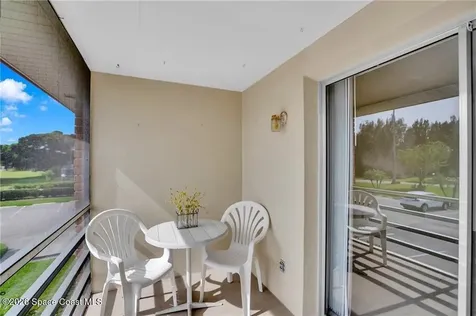 16 Vista Palm Lane Vero Beach FL 32962
