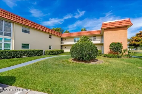 16 Vista Palm Lane Vero Beach FL 32962