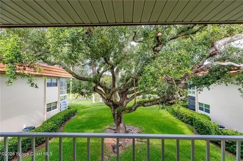 16 Vista Palm Lane Vero Beach FL 32962