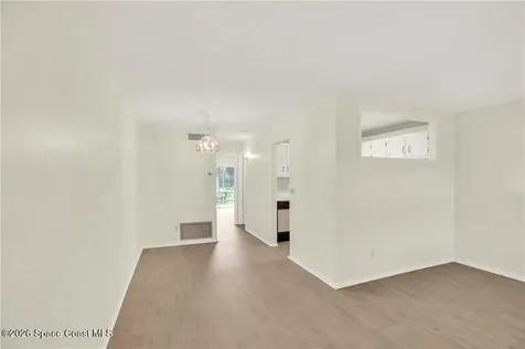 16 Vista Palm Lane Vero Beach FL 32962