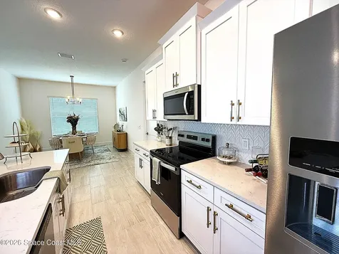 418 Cheltenham Avenue SE Palm Bay FL 32909
