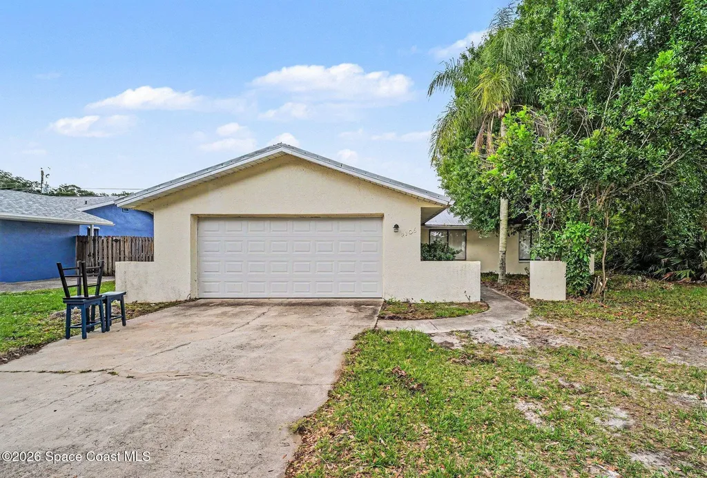 2106 Tarrytown Lane NE Palm Bay FL 32905