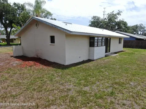 2106 Tarrytown Lane NE Palm Bay FL 32905