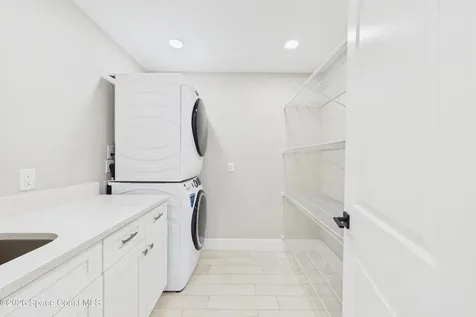 515 Inwood Lane Indian Harbour Beach FL 32937