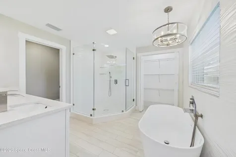 515 Inwood Lane Indian Harbour Beach FL 32937