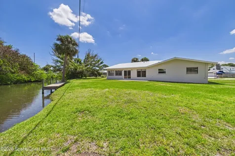 515 Inwood Lane Indian Harbour Beach FL 32937