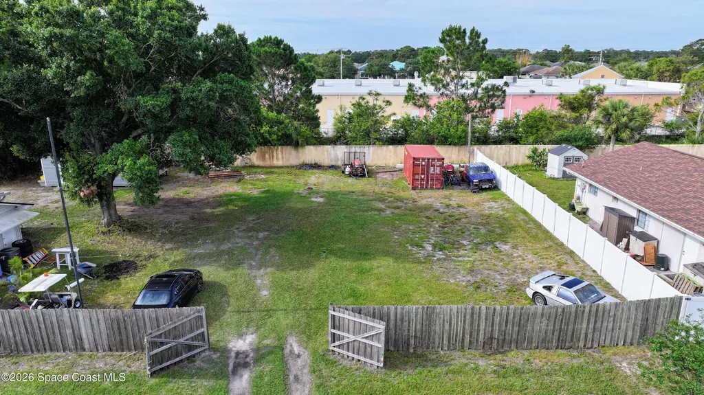 830 Cynthia Street SE Palm Bay FL 32909