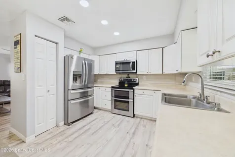 838 Cynthia Street SE Palm Bay FL 32909