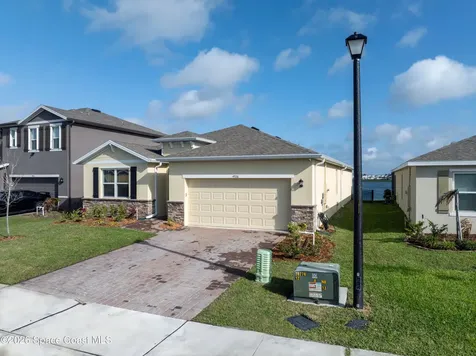 4926 Barr Street Melbourne FL 32904