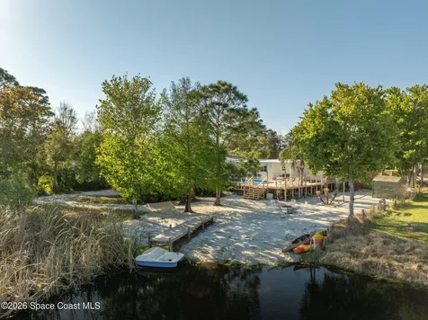 4160 Hidden Lakes Drive Mims FL 32754