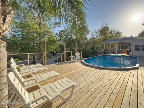 4160 Hidden Lakes Drive Mims FL 32754