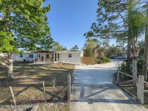 4160 Hidden Lakes Drive Mims FL 32754