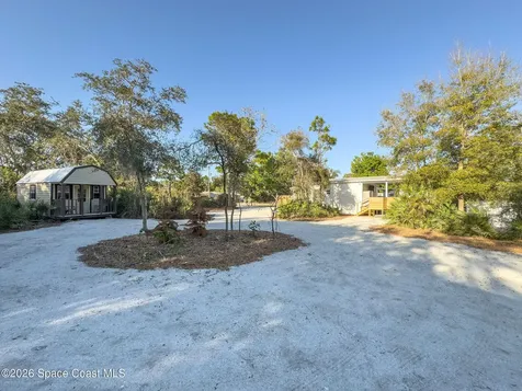 4160 Hidden Lakes Drive Mims FL 32754