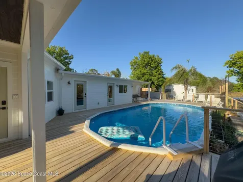 4160 Hidden Lakes Drive Mims FL 32754