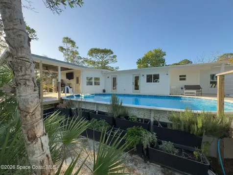 4160 Hidden Lakes Drive Mims FL 32754