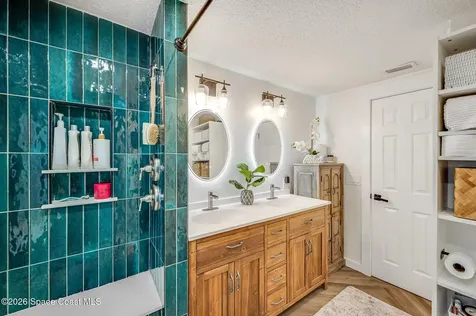 4160 Hidden Lakes Drive Mims FL 32754