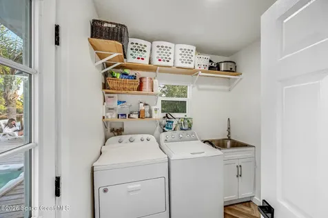 4160 Hidden Lakes Drive Mims FL 32754