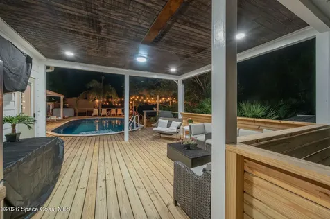 4160 Hidden Lakes Drive Mims FL 32754