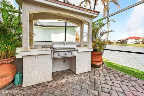 340 Newport Drive Indialantic FL 32903
