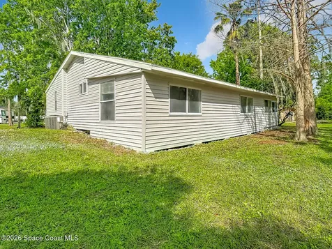 9010 Concord Road St. Cloud FL 34773